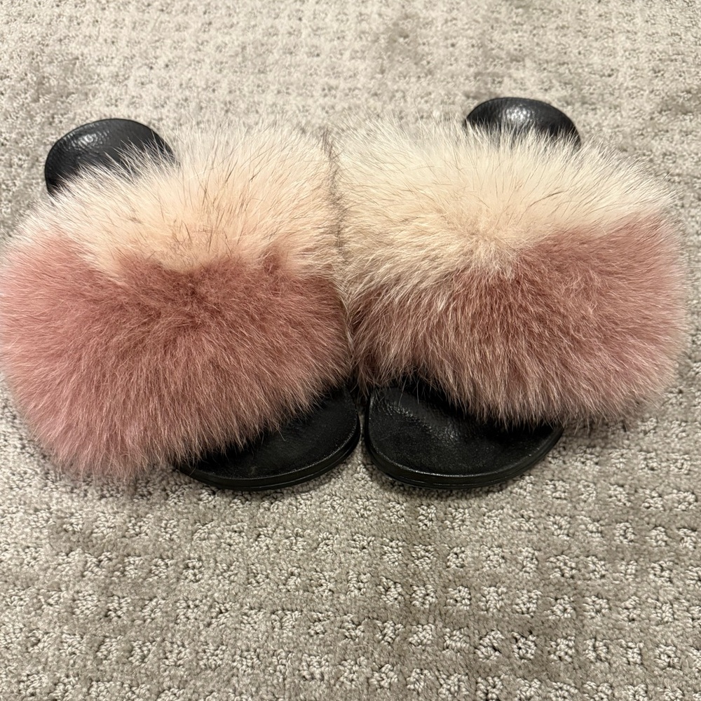 Fox Fur Fluffy Slides in Pink 

Size 8.5 never worn!